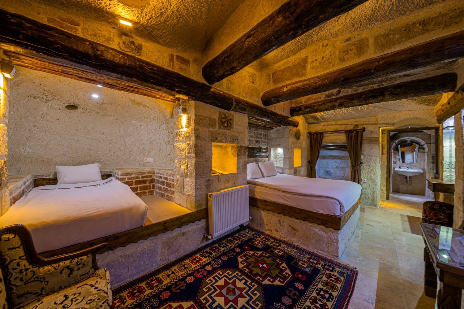 Mağara Oda at Konak Bezirhane
